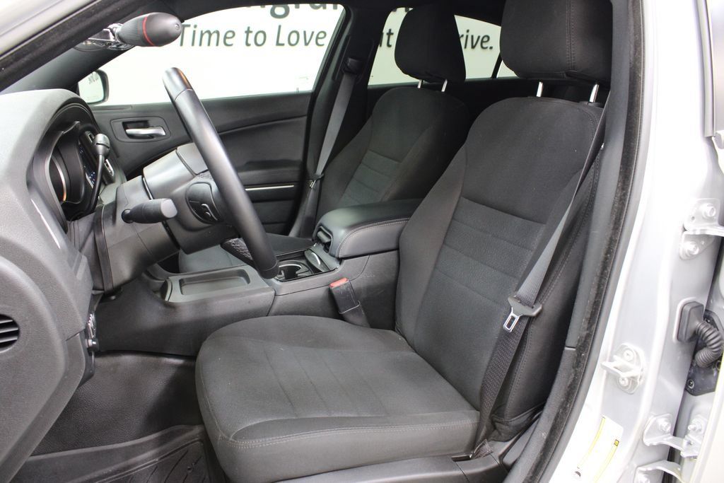 Used 2023 Dodge Charger Police RWD image 14