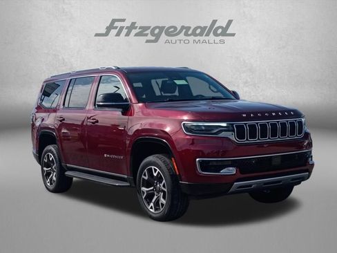 Used 2024 Jeep Wagoneer Series III AWD/4WD image 1
