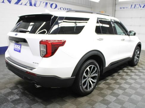 Used 2023 Ford Explorer ST-Line AWD/4WD image 6