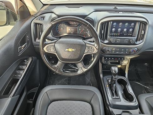 Used 2022 Chevrolet Colorado Z71 w/ Safety Package image 23