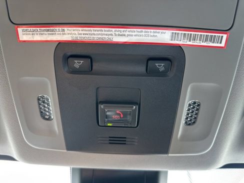 Used 2023 Toyota Camry SE w/ Convenience Package FWD image 42