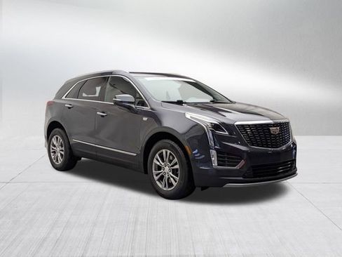 Certified 2023 Cadillac XT5 Premium Luxury w/ Technology Package image 3