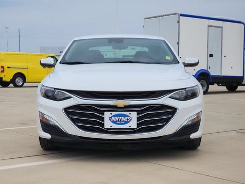 Used 2024 Chevrolet Malibu LS w/ Driver Confidence Package FWD image 2