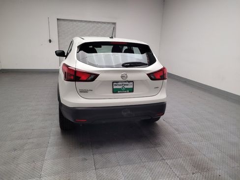 Used 2018 Nissan Rogue Sport S w/ S Appearance Package AWD/4WD image 6