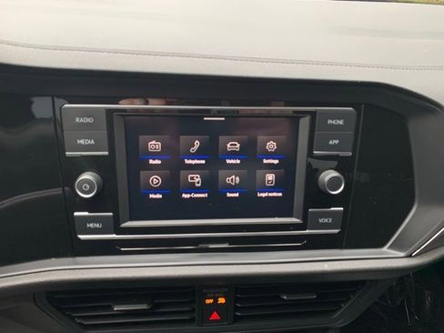 Used 2020 Volkswagen Jetta S image 13