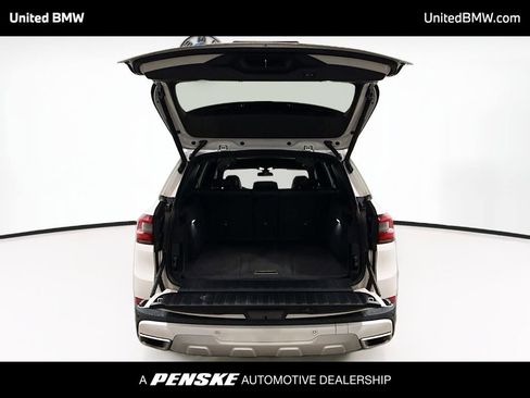 Used 2023 BMW X5 xDrive40i w/ Parking Assistance Package image 14