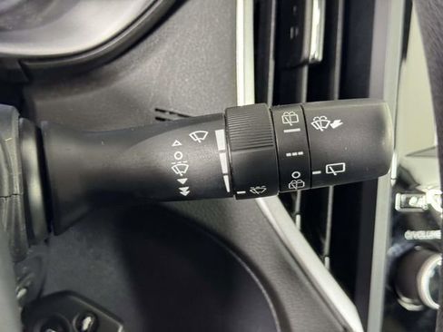 Used 2021 Subaru Forester AWD/4WD image 24