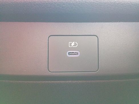New 2026 Nissan Sentra SR w/ SR Premium Package FWD image 41