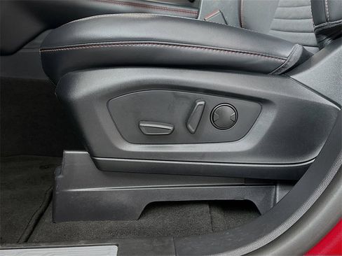 Used 2025 Ford Explorer ST-Line w/ ST-Line Street Pack image 21