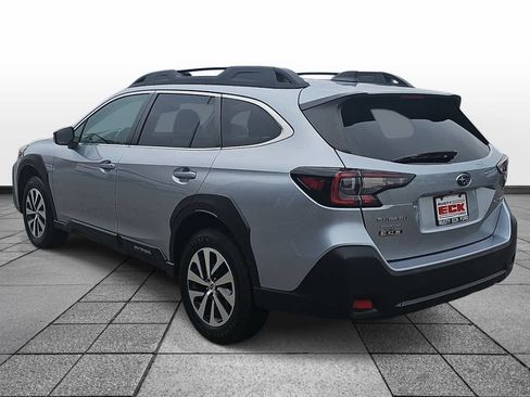 Used 2023 Subaru Outback Premium AWD/4WD image 7