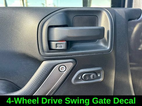 Used 2016 Jeep Wrangler Unlimited Sport AWD/4WD image 35