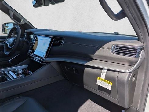 New 2026 Jeep Grand Wagoneer 4WD image 28