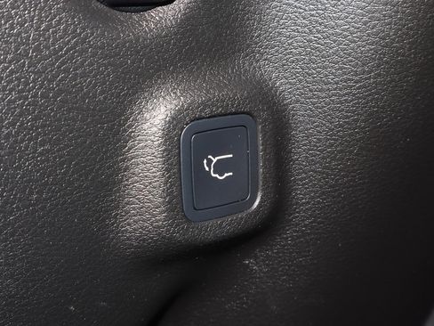 Used 2022 Jeep Compass Latitude w/ Sun and Sound Group image 20