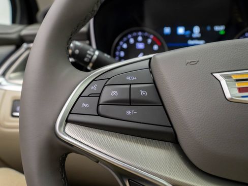 New 2026 Cadillac XT5 Premium Luxury w/ Driver Assist Package AWD/4WD image 30