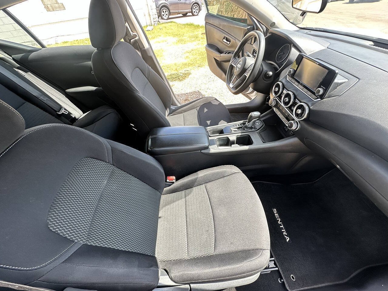 Used 2021 Nissan Sentra S FWD image 26
