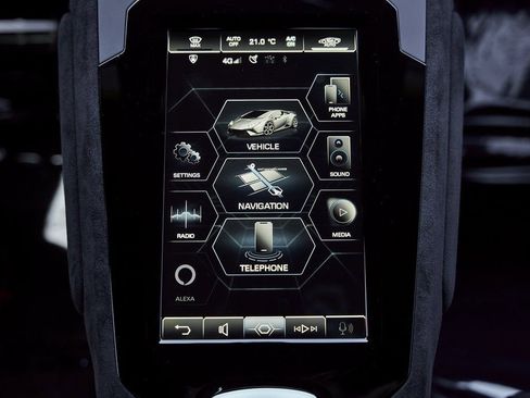 Used 2024 Lamborghini Huracan Tecnica image 67