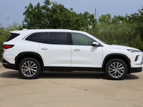 New 2026 Buick Enclave Preferred FWD image 4