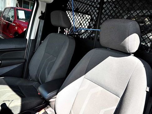 Used 2018 Ford Transit Connect XLT FWD image 16