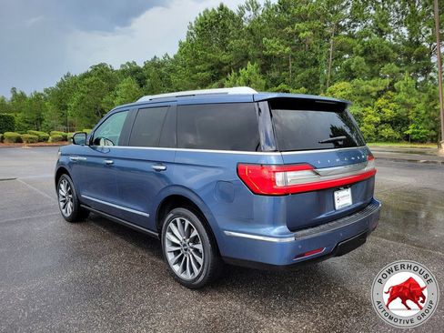 Used 2019 Lincoln Navigator Select RWD image 4