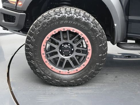 Used 2019 Ford F150 Raptor w/ Equipment Group 802A Luxury AWD/4WD image 24