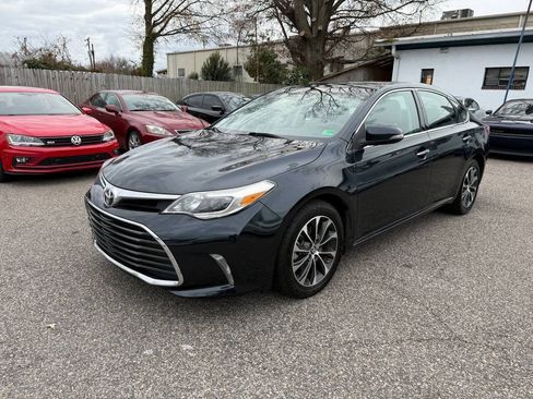 Used 2016 Toyota Avalon XLE FWD image 1