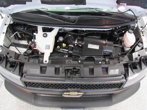 Used 2019 Chevrolet Express 2500 2500 3dr Cargo Van w/ Safety Package image 38