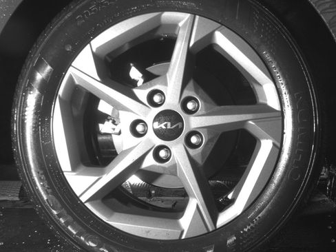 Used 2025 Kia K4 LXS FWD image 15