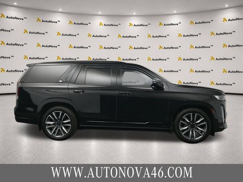 Used 2022 Cadillac Escalade Sport w/ Touring Package AWD/4WD image 10