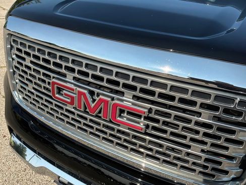 Used 2019 GMC Canyon Denali AWD/4WD image 11
