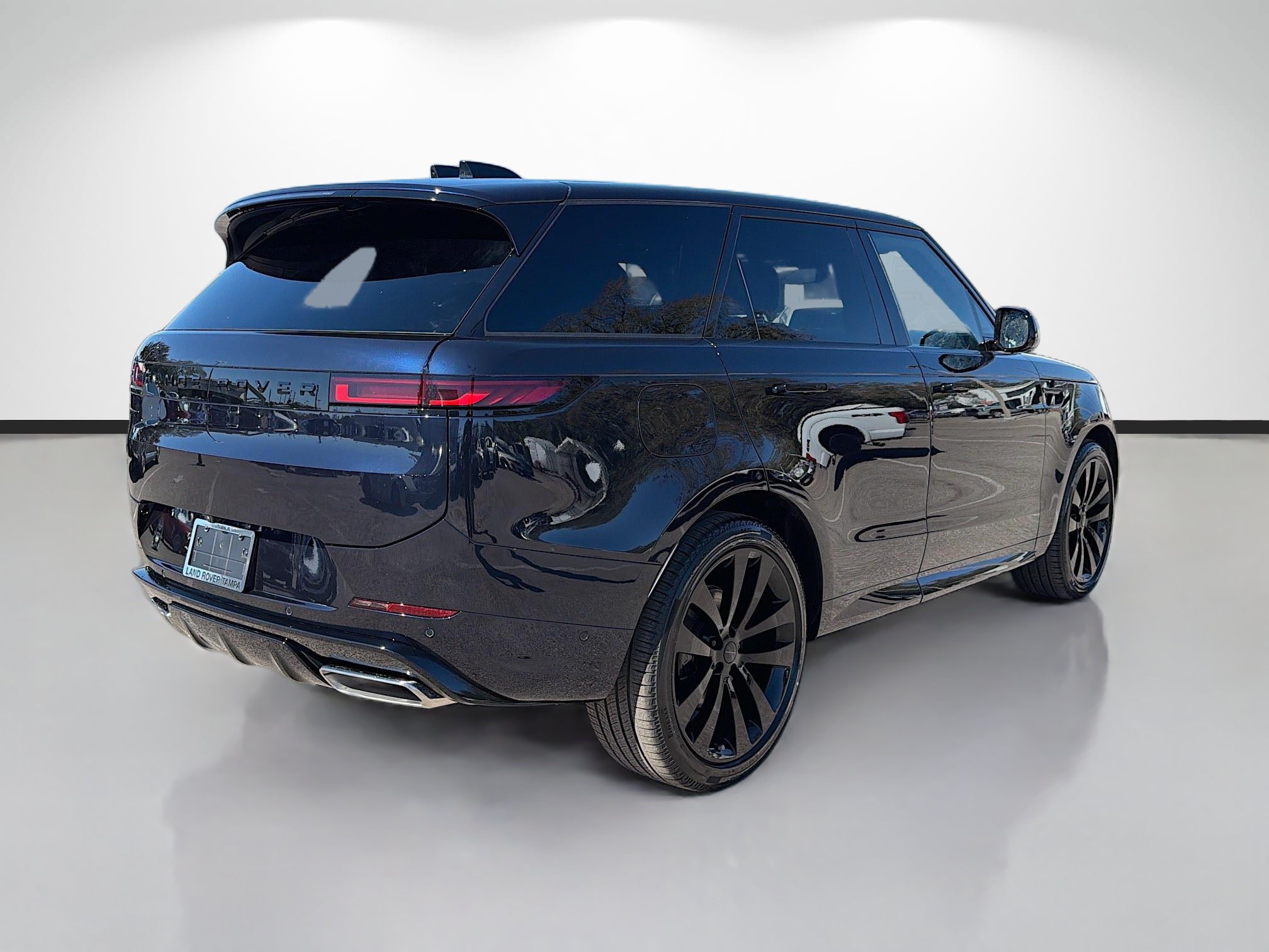 New 2026 Land Rover Range Rover Sport Dynamic SE AWD/4WD image 5