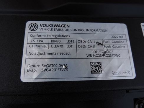 Used 2025 Volkswagen Atlas SE FWD image 18