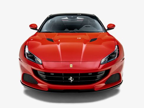 Used 2023 Ferrari Portofino M RWD image 12