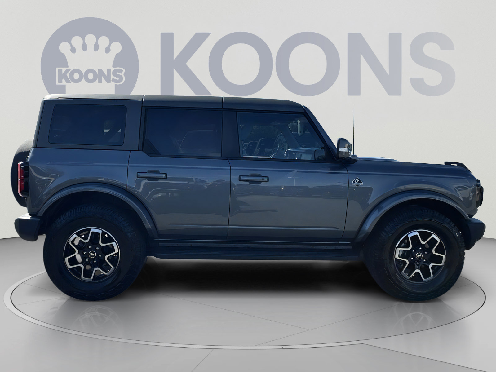 Used 2024 Ford Bronco Outer Banks AWD/4WD image 12
