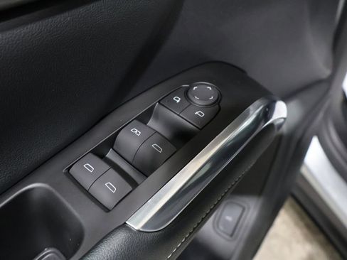 Used 2024 Chevrolet Traverse LT image 14