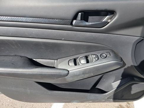 Used 2026 Nissan Altima 2.5 SV FWD image 7