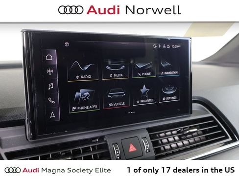 Used 2023 Audi Q5 2.0T Premium w/ Convenience Package image 6