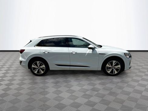 Certified 2024 Audi Q8 e-tron Premium Plus AWD/4WD image 8