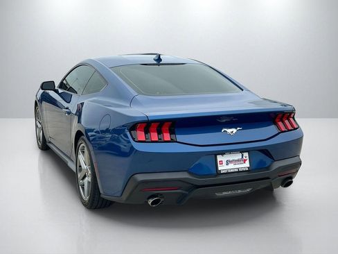 Used 2024 Ford Mustang Coupe RWD image 7