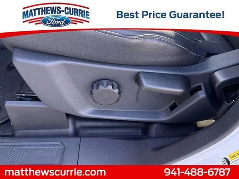 New 2025 Ford Bronco Badlands image 10