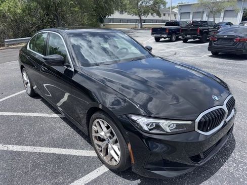 Used 2025 BMW 330i Sedan RWD image 3