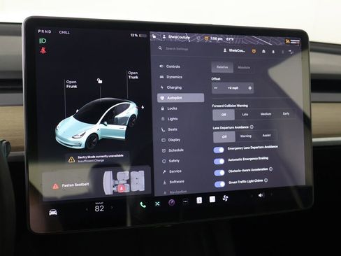 Used 2021 Tesla Model 3 Standard Range Plus image 46