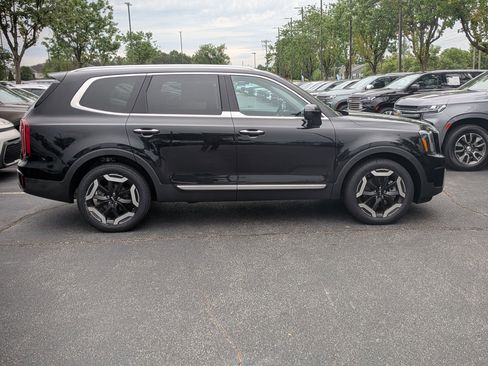 Used 2025 Kia Telluride S AWD/4WD image 10