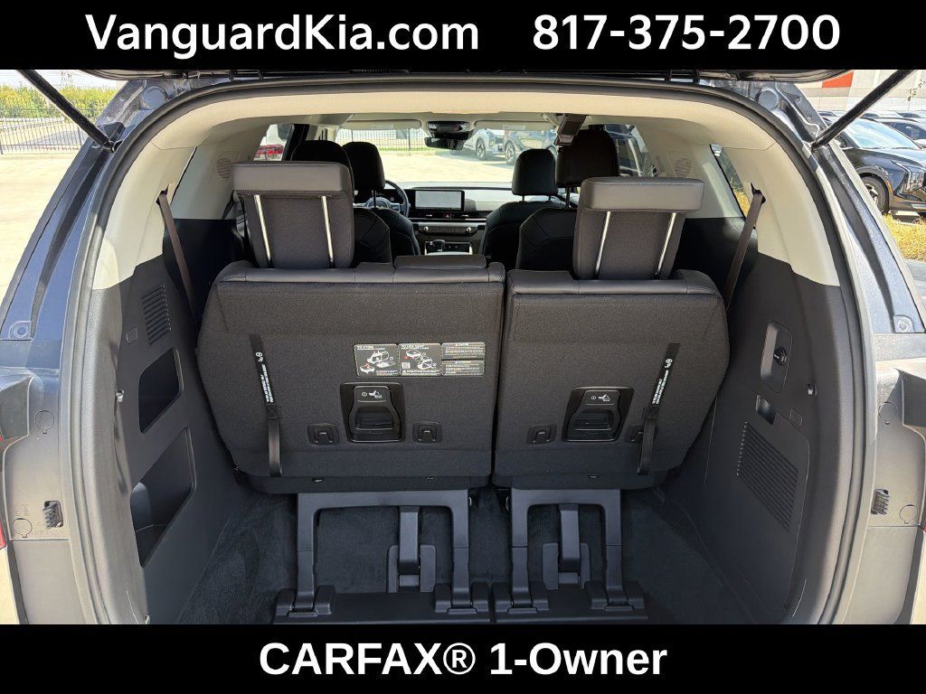 Certified 2026 Kia Carnival FWD image 24