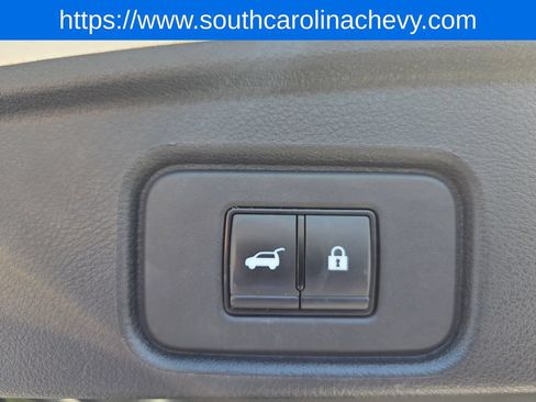 Used 2023 Nissan Pathfinder SL AWD/4WD image 35