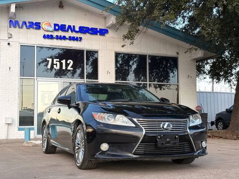 Used 2013 Lexus ES 350 w/ Luxury Pkg FWD image 1