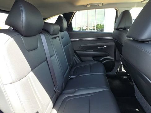 Certified 2023 Hyundai Tucson SEL w/ Convenience Package FWD image 9