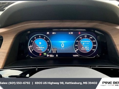 Used 2025 Volkswagen Atlas SE image 14