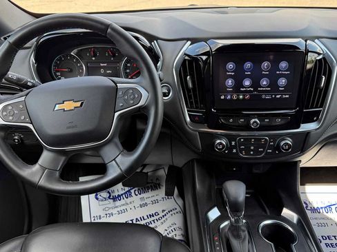 Used 2023 Chevrolet Traverse LT AWD/4WD image 11