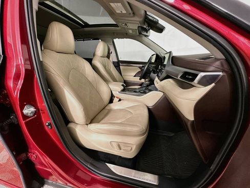 Used 2022 Toyota Highlander Platinum FWD image 37