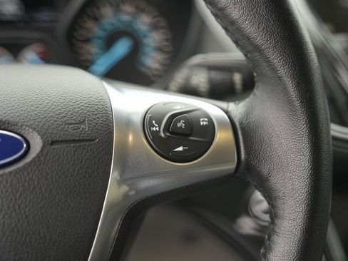 Used 2015 Ford Escape Titanium image 23